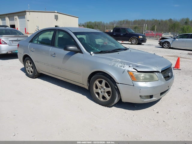 Salvage Hyundai SONATA Image