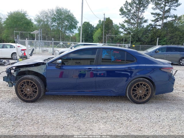 Toyota Camry Se Nightshade Edition