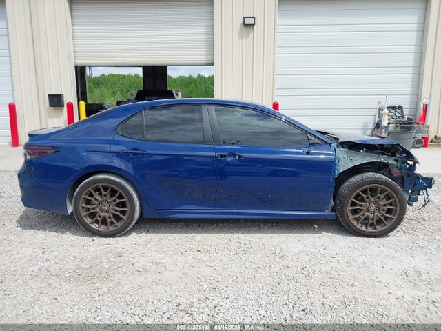 Toyota Camry Se Nightshade Edition