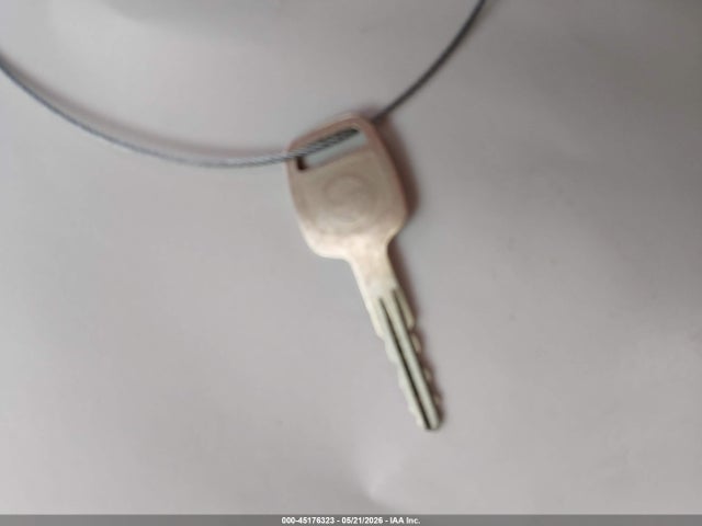 Nissan Versa 1.6 S+