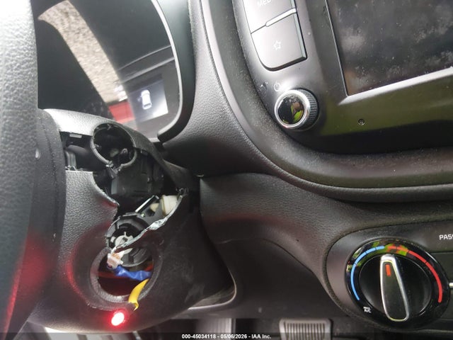 Kia Soul Lx