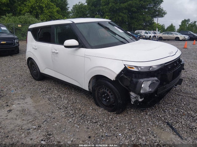 Salvage Kia Soul Image