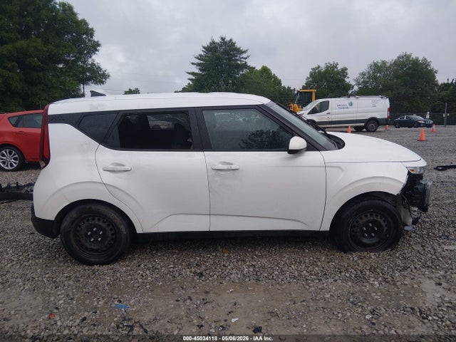 Kia Soul Lx