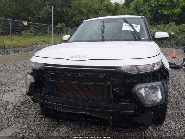 Kia Soul Lx