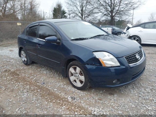 Salvage Nissan Sentra Image