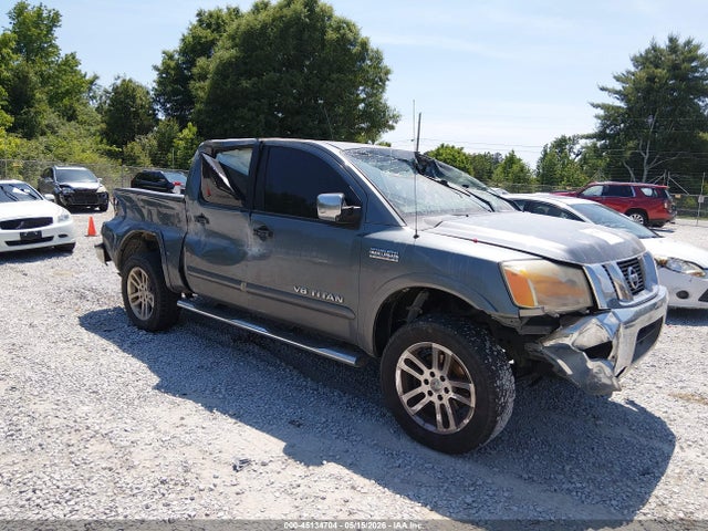 Salvage Nissan Titan Image