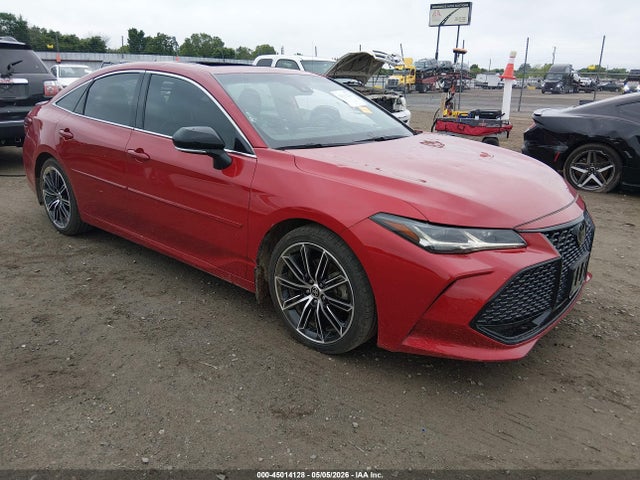 Salvage Toyota Avalon Image