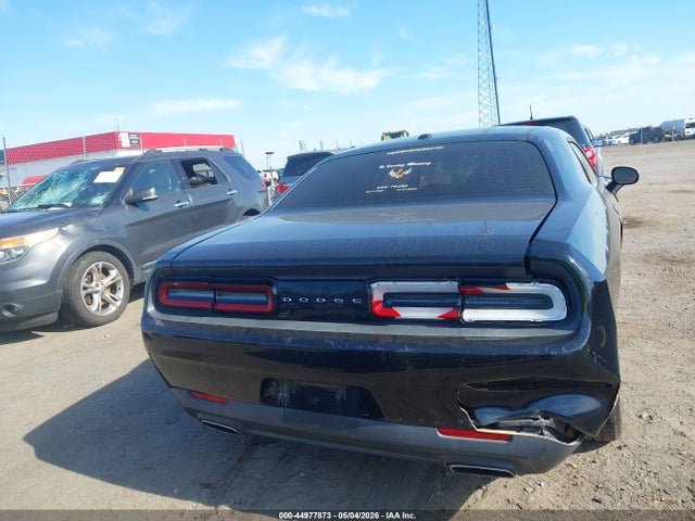 Dodge Challenger Sxt