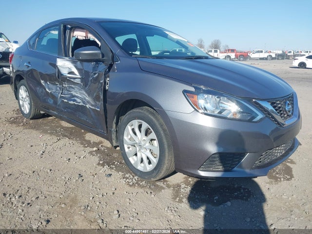 Salvage Nissan Sentra Image