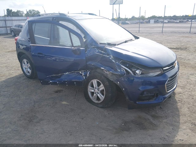 Salvage Chevrolet Trax Image