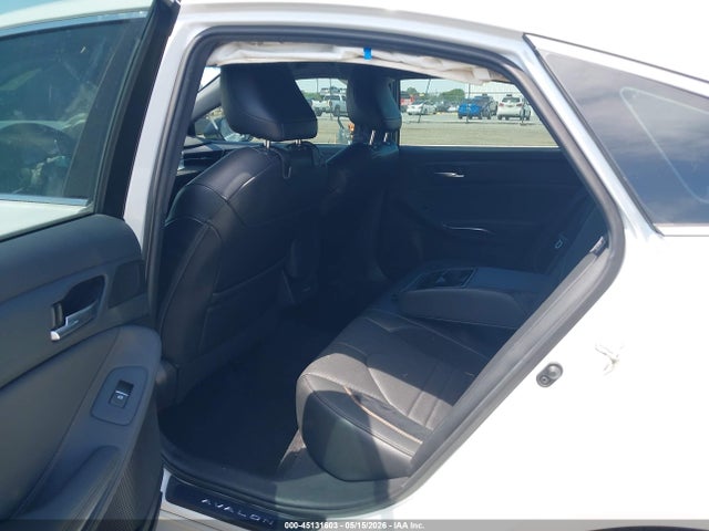 Toyota Avalon Xse