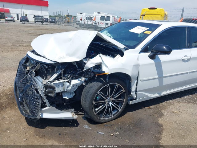 Toyota Avalon Xse