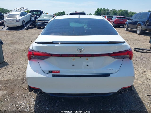 Toyota Avalon Xse