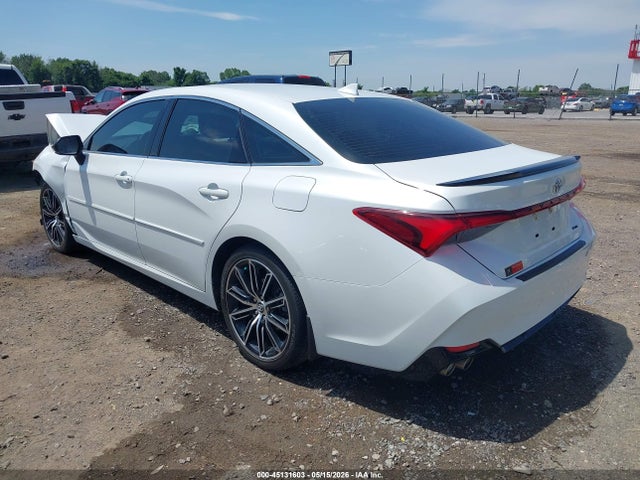 Toyota Avalon Xse