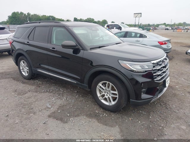 Salvage Ford Explorer Image