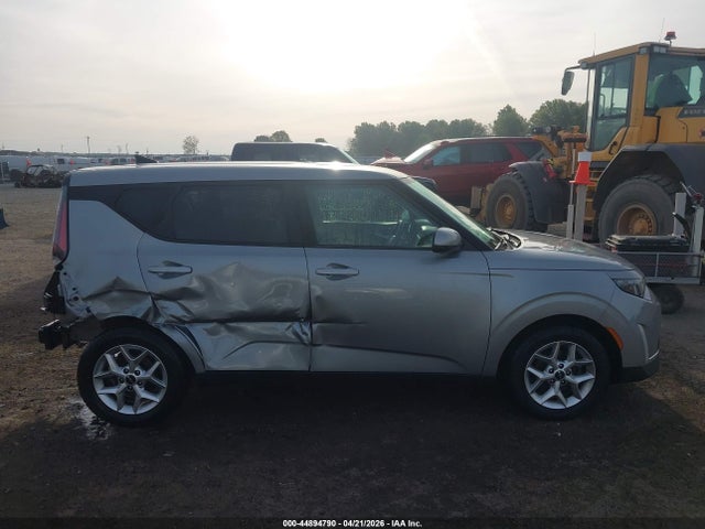 Kia Soul Lx