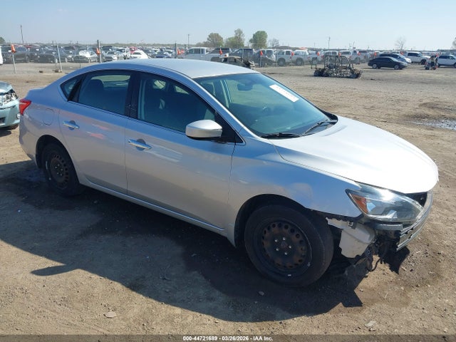 Salvage Nissan Sentra Image