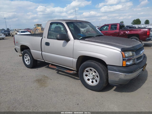 Salvage Chevrolet Silverado 1500 Image