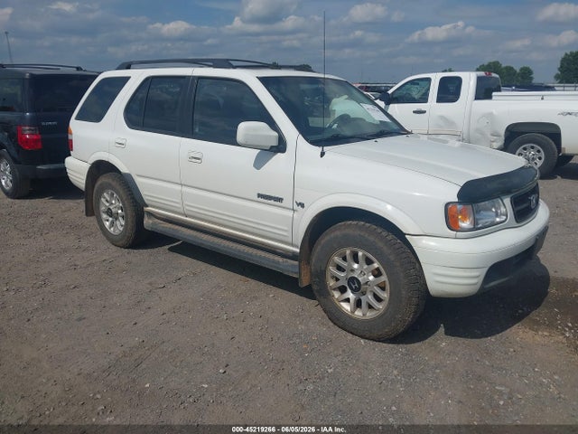 Salvage Honda Passport Image