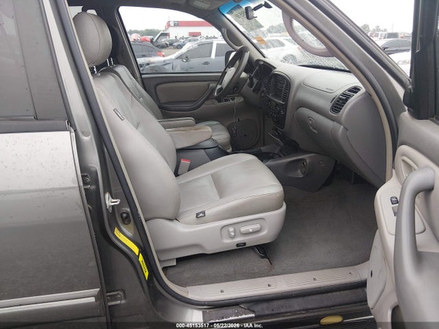 Toyota Sequoia Sr5 V8