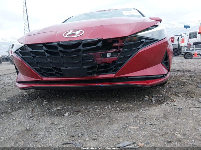Hyundai ELANTRA Sel
