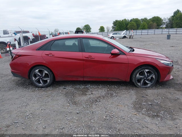 Hyundai ELANTRA Sel