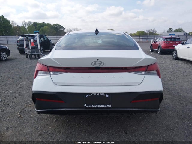 Hyundai ELANTRA Se