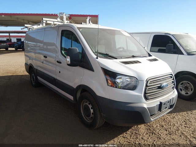 Salvage Ford Transit Image