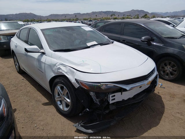Salvage Chevrolet Malibu Image
