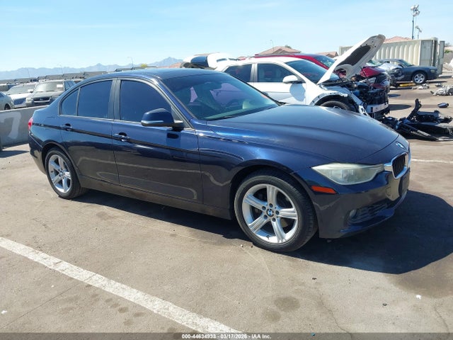 Salvage BMW 3 Series Image