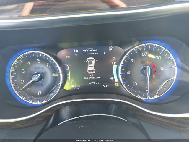 Chrysler Pacifica Limited