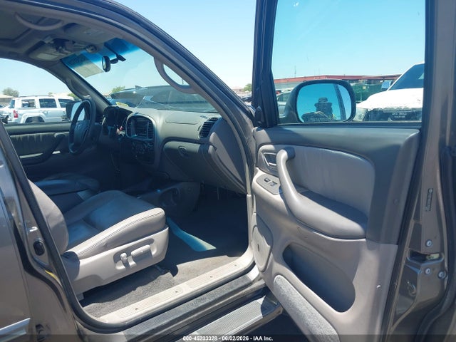 Toyota Sequoia Limited V8