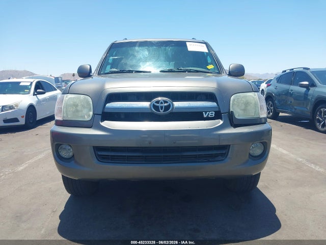 Toyota Sequoia Limited V8