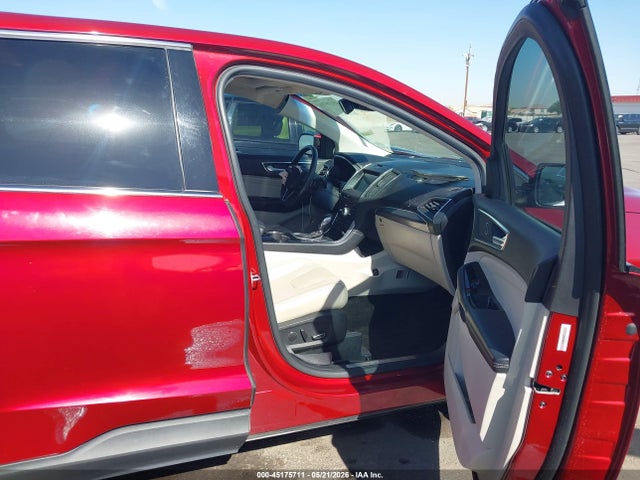 Ford Edge Titanium