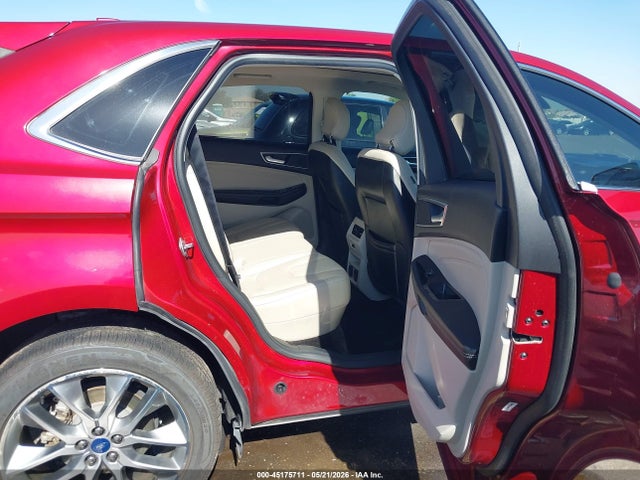 Ford Edge Titanium