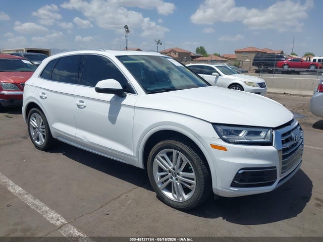 Salvage Audi Q5 Image