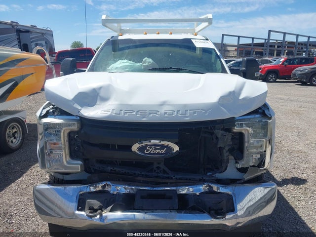 Ford F-350 Xl