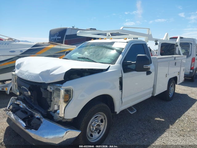 Ford F-350 Xl