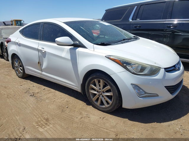 Salvage Hyundai ELANTRA Image