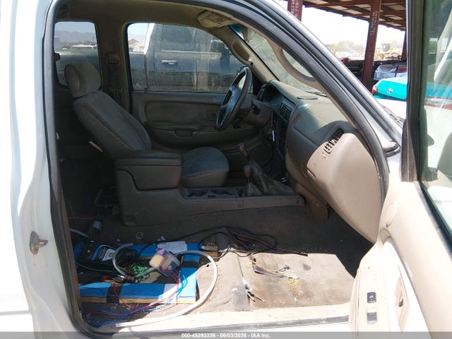 Toyota Tacoma Base V6