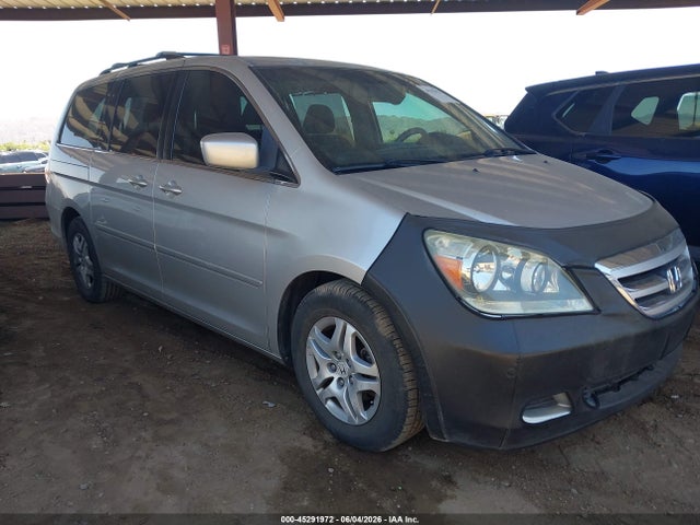 Salvage Honda Odyssey Image