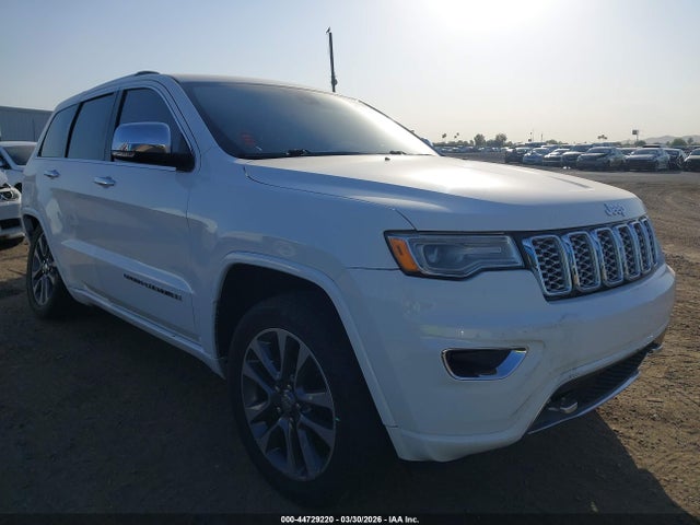 Salvage Jeep Grand Cherokee Image
