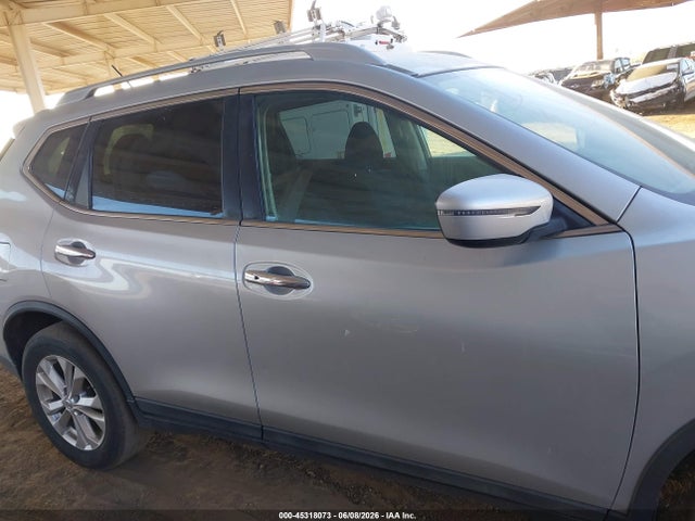 Nissan Rogue Sv