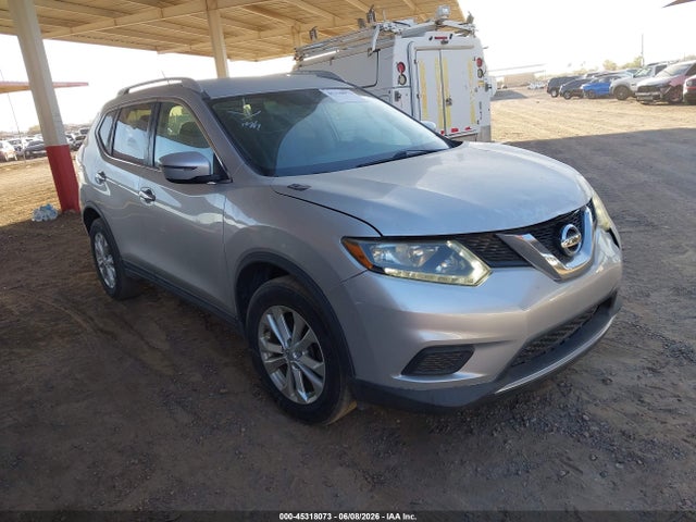 Salvage Nissan Rogue Image