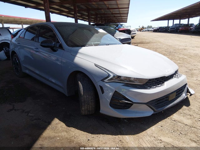 Salvage Kia K5 Image