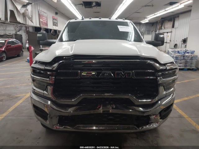 Ram 3500 Tradesman  4x4 8' Box