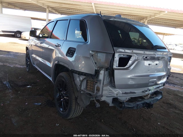 Jeep Grand Cherokee Altitude 4x2