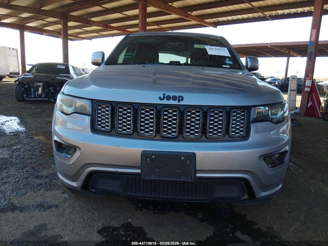 Jeep Grand Cherokee Altitude 4x2