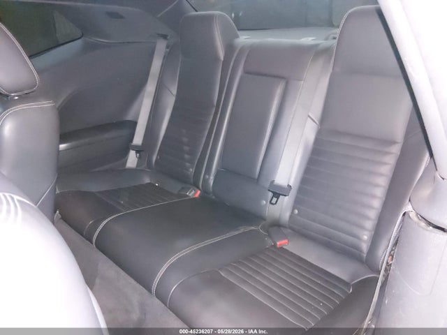 Dodge Challenger Se