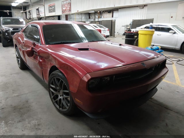 Salvage Dodge Challenger Image